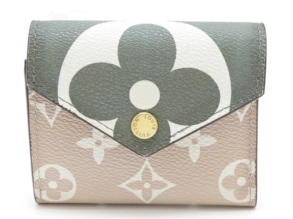 LOUIS VUITTON Wallet Portefeuille Zoyu Monogram Giant Khaki Green
